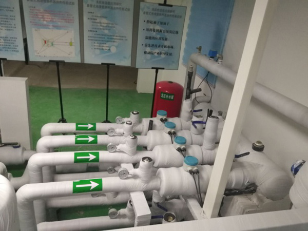 地源空氣源熱泵機房 地源空氣源熱泵機房