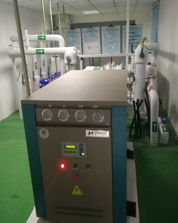 地源空氣源熱泵機房 地源空氣源熱泵機房